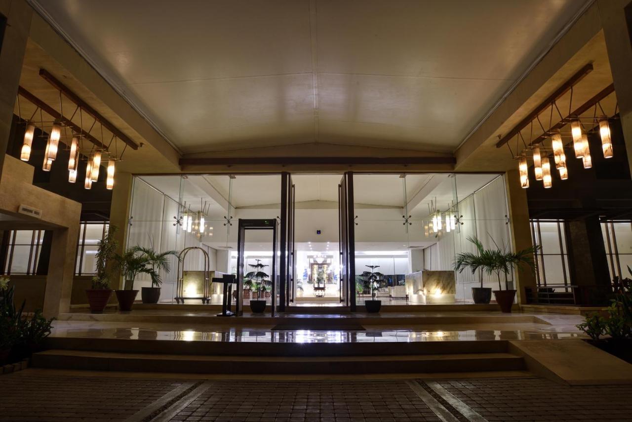 Zaver Pearl Continental, Gwādar Exterior foto