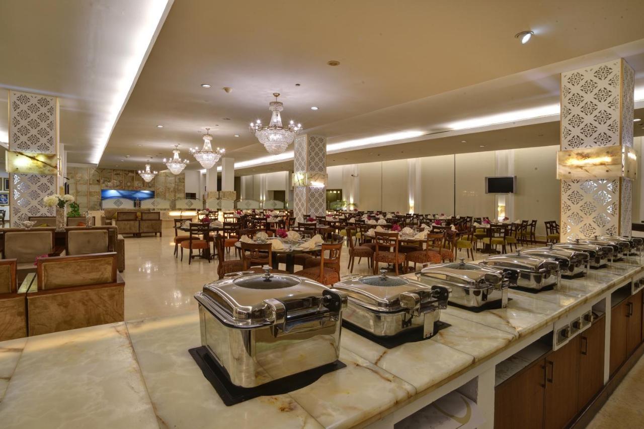 Zaver Pearl Continental, Gwādar Exterior foto