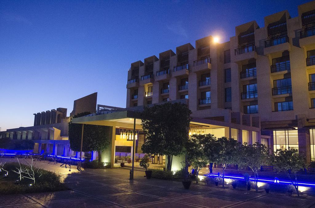 Zaver Pearl Continental, Gwādar Exterior foto